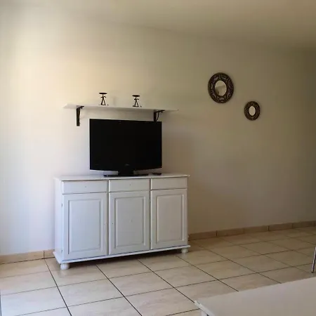 Διαμέρισμα One Bedroom Appartement With Shared Pool Furnished Terrace And Wifi At Corralejo La Oliva